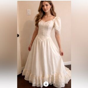 Western Collection cowgirl vintage tie bodice wedding dress in size Small